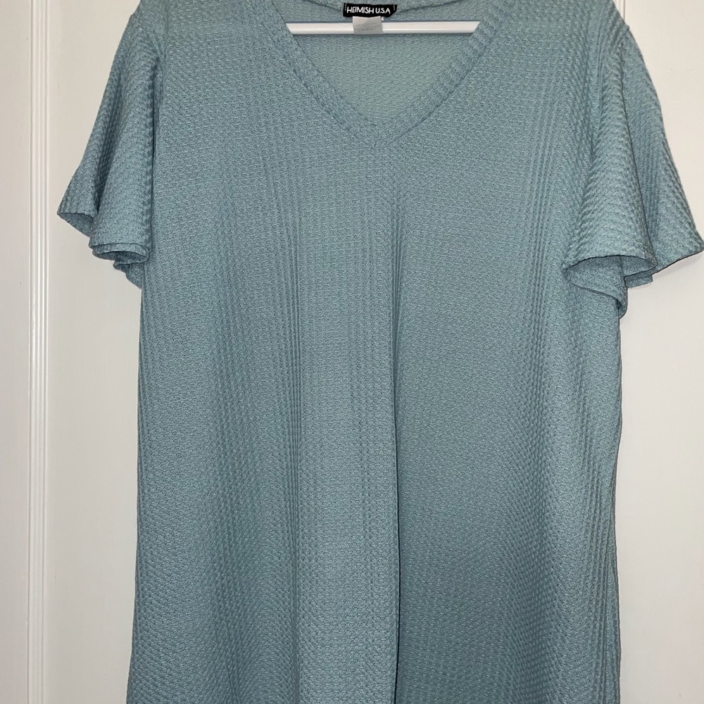 Heimish USA 2x blue top, never worn. Short sleeve
